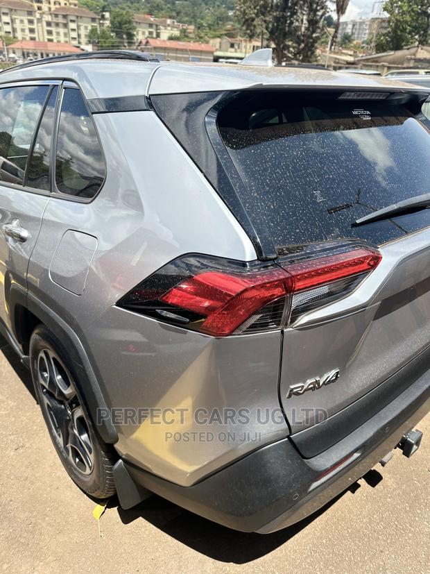 Toyota RAV4 Adventure 2019 Silver