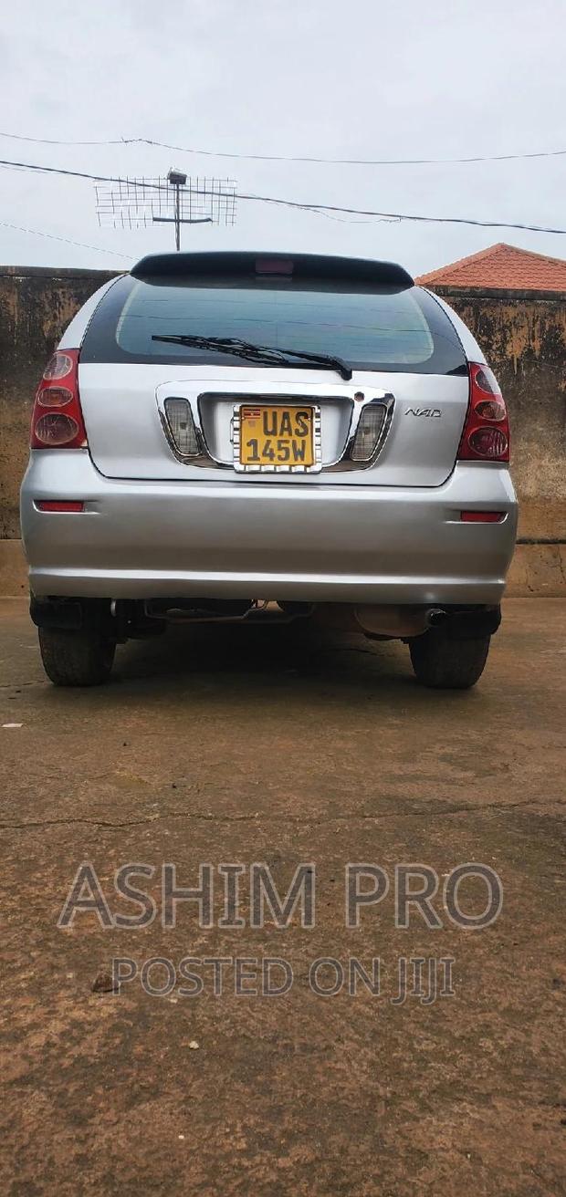 Toyota Nadia 2.0 150hp FWD 1999 Silver