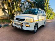 Toyota Noah 2.0 FWD (8 Seater) 2002 White for sale