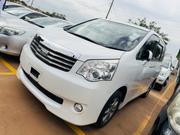 Toyota Noah 2.0 143hp AWD (8 Seater) 2012 Off white for sale