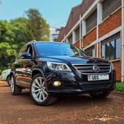 Volkswagen Tiguan 2011 Black for sale