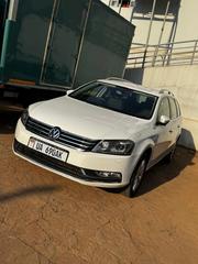 Volkswagen Passat 2013 White for sale