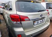 Subaru Outback 2.5i Premium 2011 Gold for sale
