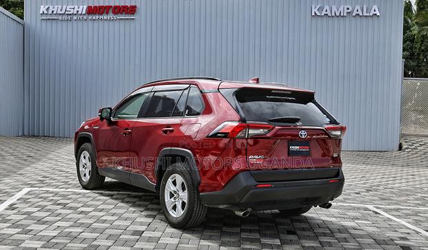 Toyota RAV4 2019 Red