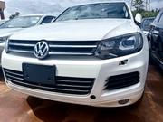 Volkswagen Touareg VR6 Lux 2011 Off white for sale