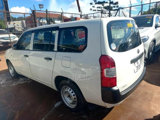 Toyota Probox 1.5 DX 2WD 2016 White