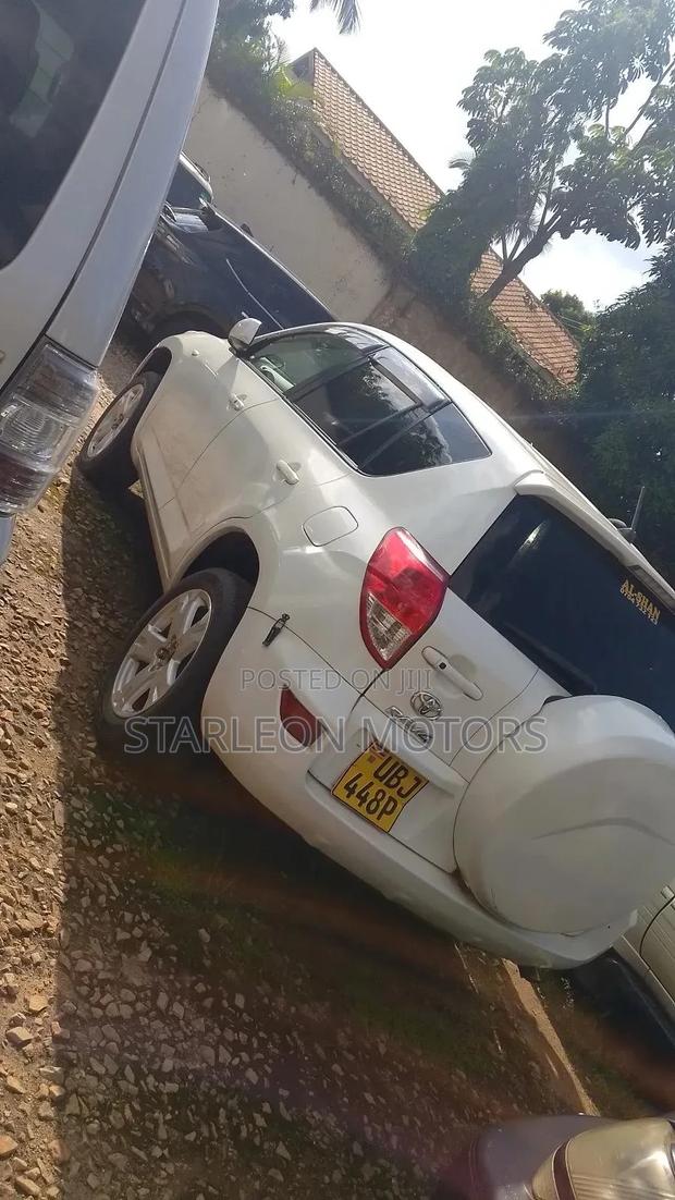 Toyota RAV4 2.0 4x4 2007 White