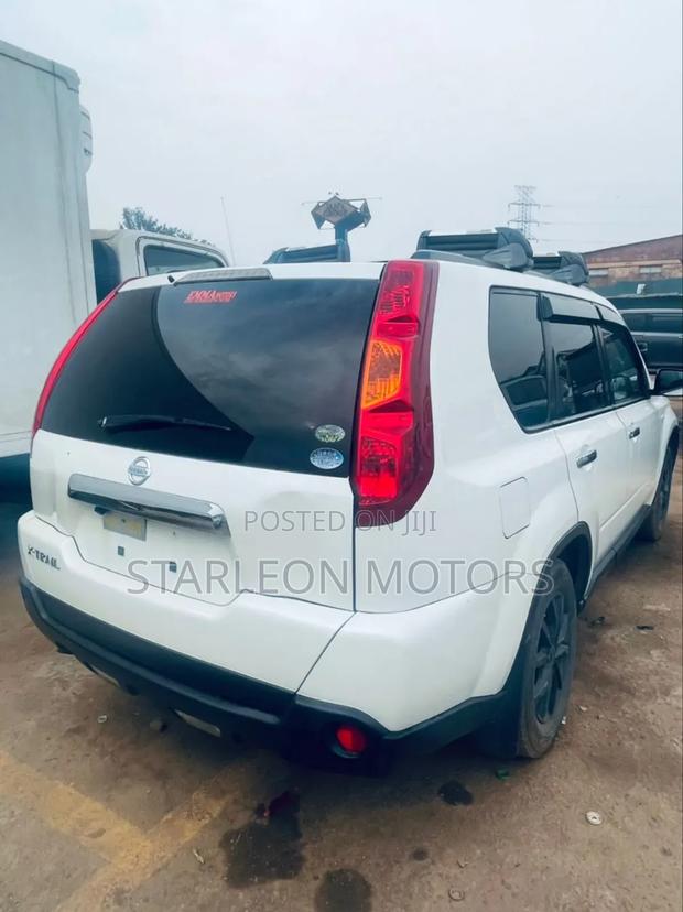 Nissan X-Trail 2.0 Petrol XE 2010 White