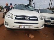 Toyota RAV4 2.5 2010 White for sale