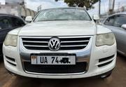 Volkswagen Touareg 2010 White for sale