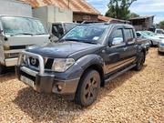 Nissan Navara 2010 Gray for sale