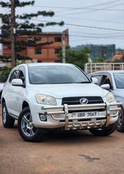 Toyota RAV4 2010 White for sale