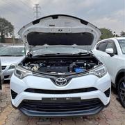 Toyota RAV4 2016 White for sale