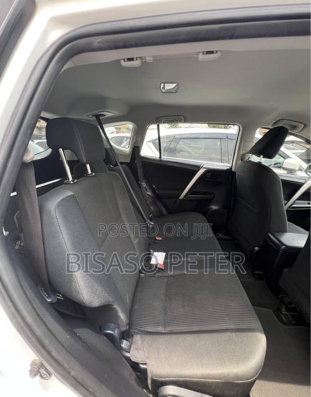 Toyota RAV4 2016 White
