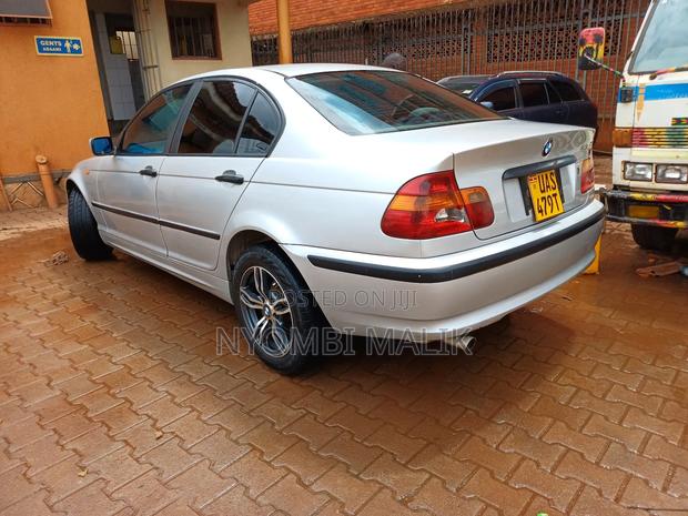 BMW 318i 2006 Silver