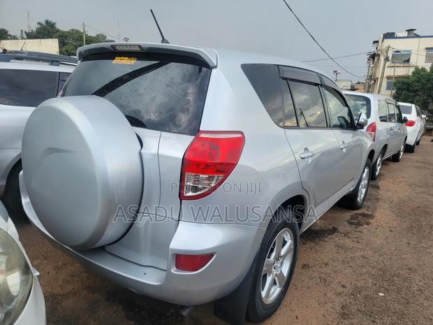 Toyota RAV4 2008 Silver