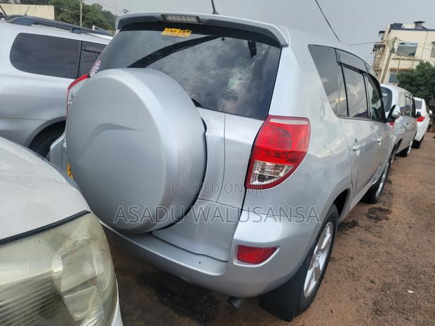 Toyota RAV4 2008 Silver