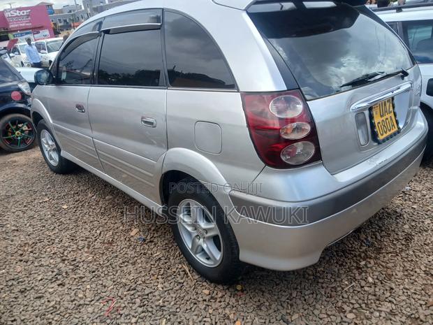 Toyota Nadia 2003 Silver