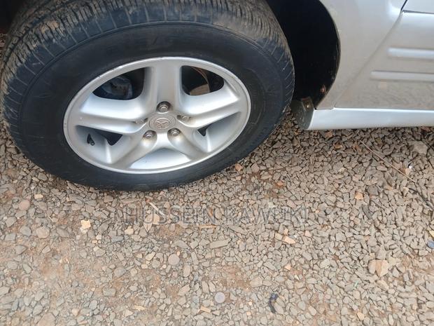 Toyota Nadia 2003 Silver