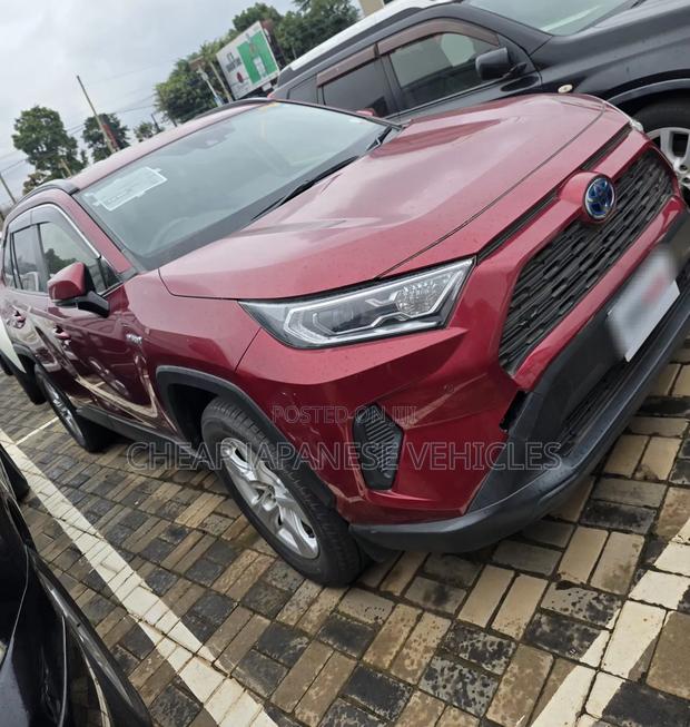 Toyota RAV4 2019 Red