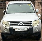 Mitsubishi Pajero 3.0 2009 Silver for sale