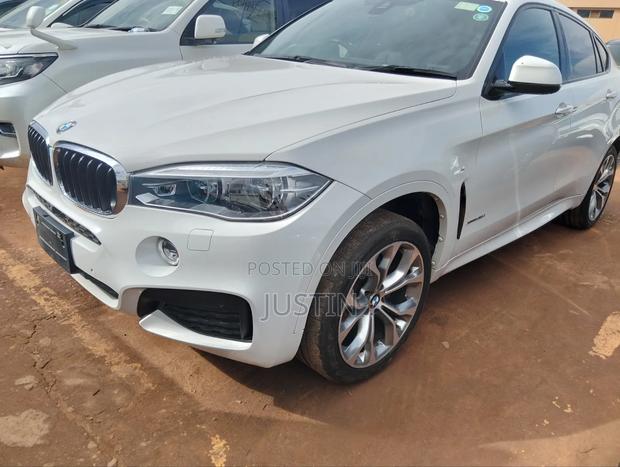 BMW X6 sDrive35i 4x2 2019 White