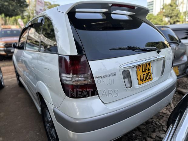 Toyota Nadia 1999 White