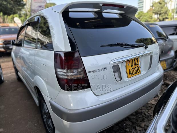 Toyota Nadia 1999 White