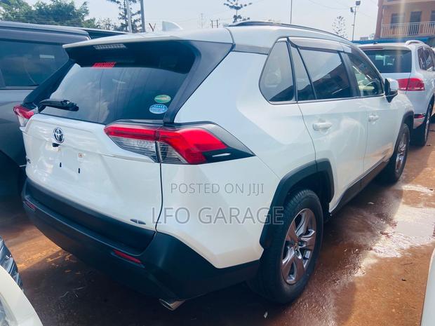 Toyota RAV4 Limited FWD 2019 White