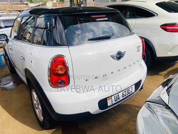 Mini Cooper 2013 White