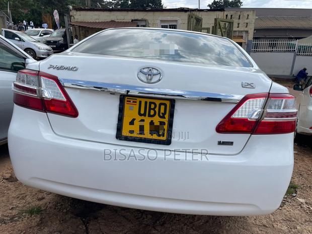 Toyota Premio 1.8 AWD 2014 White