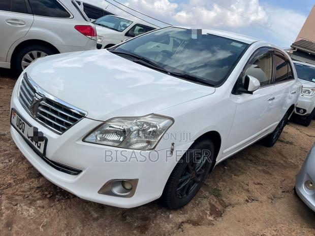Toyota Premio 1.8 AWD 2014 White