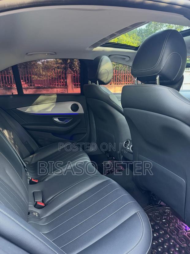 Mercedes-Benz E200 2017 Gray