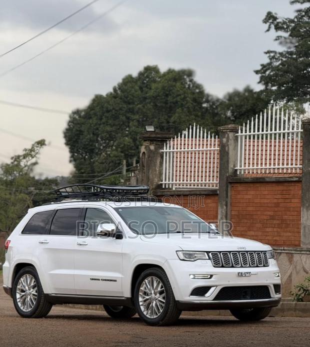 Jeep Grand Cherokee 2017 White