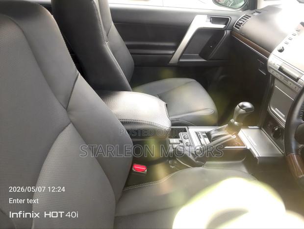 Toyota Land Cruiser Prado 2.8 2023 Black