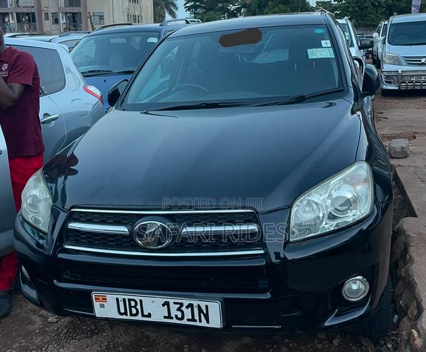 Toyota RAV4 2010 Black