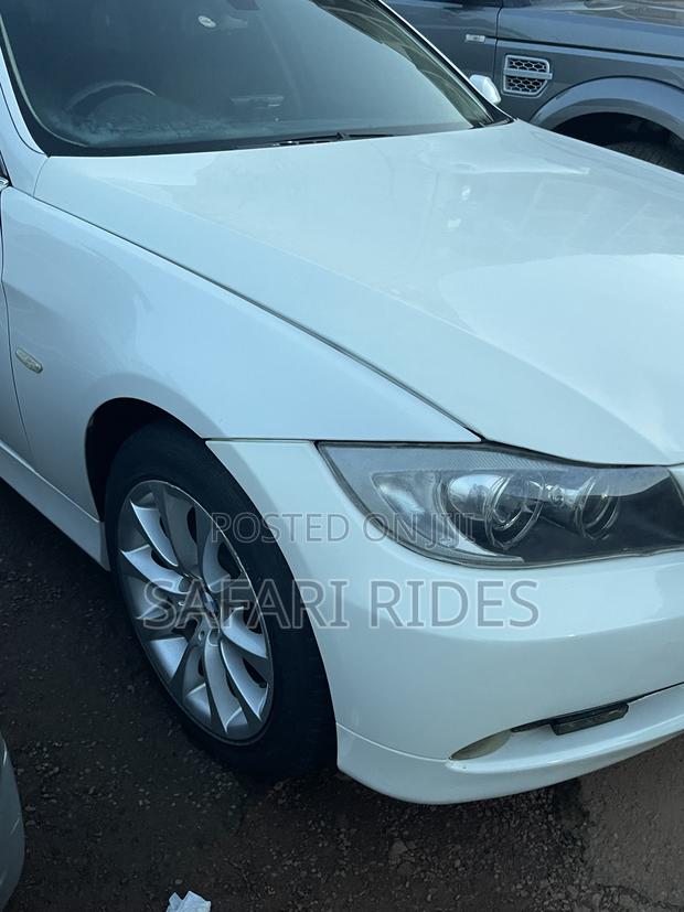 BMW 318i 2006 White