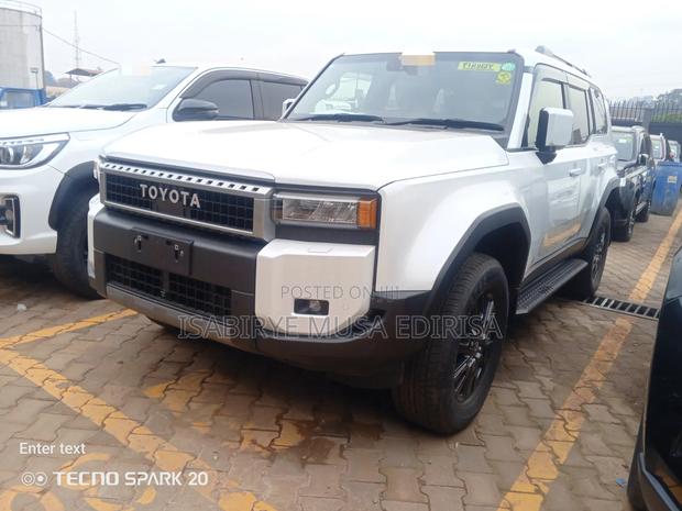 Toyota Land Cruiser Prado 2024 White