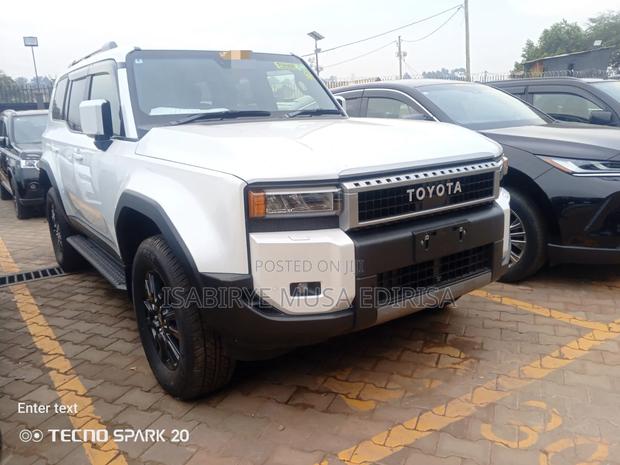 Toyota Land Cruiser Prado 2024 White