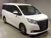 Toyota Noah 2.0 AWD (7 Seater) 2016 Off white for sale
