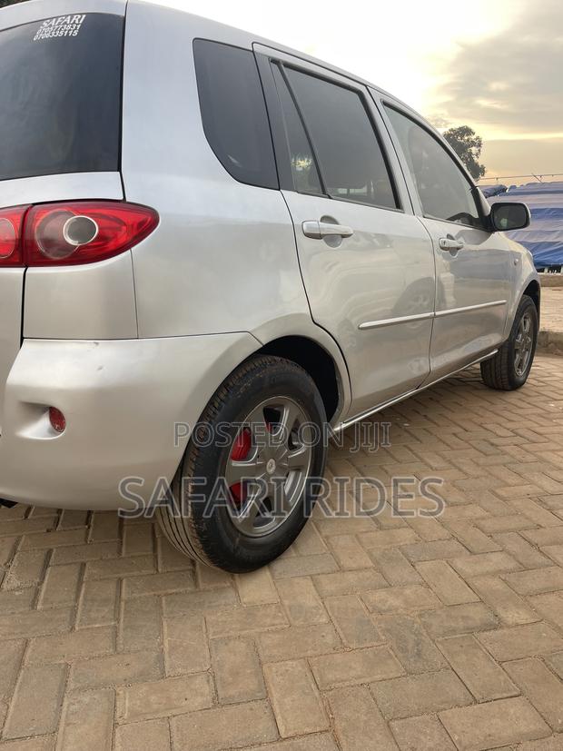 Mazda Demio 2006 Silver