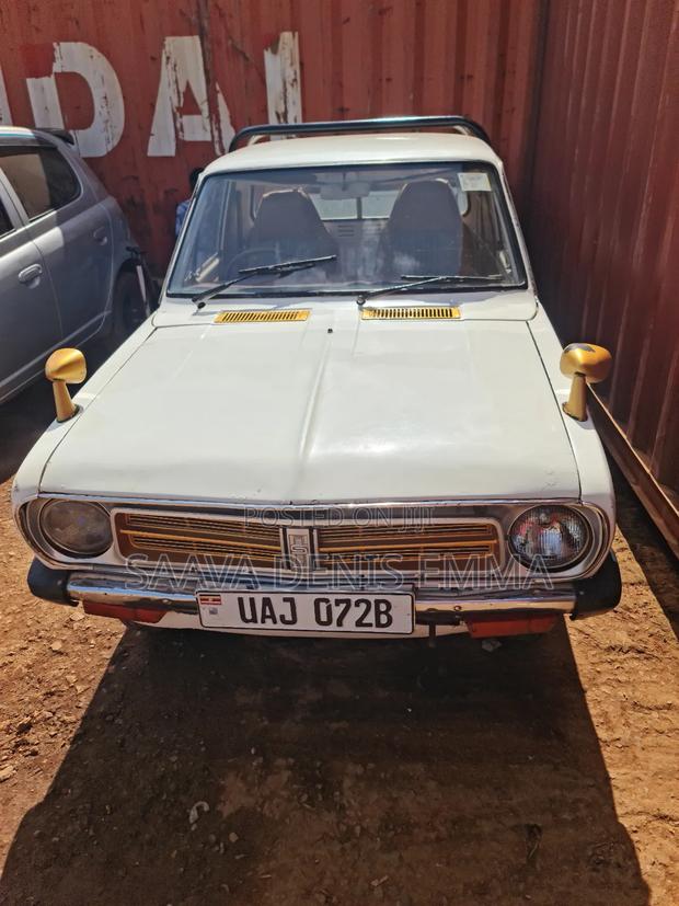 Nissan Sunny 1970 White
