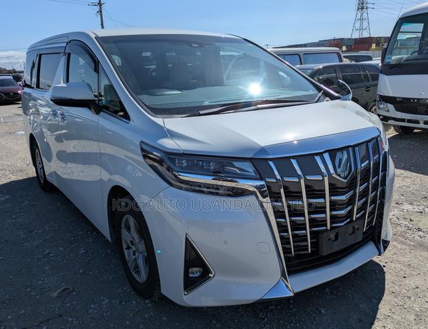 Toyota Alphard 2.5 Petrol FWD 2020