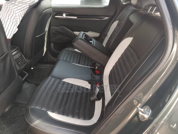 Kia Seltos 2024 Gray