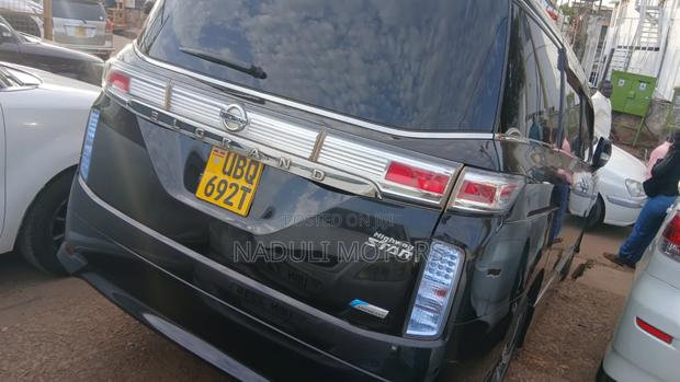 Nissan Elgrand 2018 Gray