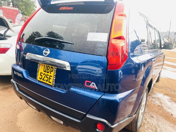 Nissan X-Trail 2.0 Petrol XE 2010