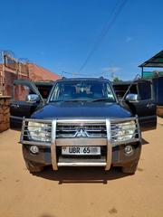 Mitsubishi Pajero 2009 Black for sale