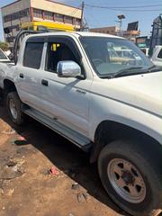 Toyota Hilux 2003 White for sale
