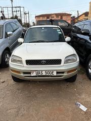 Toyota RAV4 1999 Pearl for sale