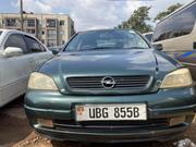 Opel Astra 2010 Green for sale